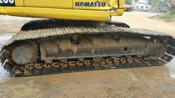 ขายรถแบ็คโฮ Komatsu pc 200-7 ปี 2005 ไมล์ชั่วโมง 15,xxx เอกสารเล่มทะเบียน ไฟฟ้าครบ ขายรถแบ็คโฮ Komatsu pc 200-7 ปี 2005 ไมล์ชั่วโมง 15,xxx เอกสารเล่มทะเบียน ไฟฟ้าครบ