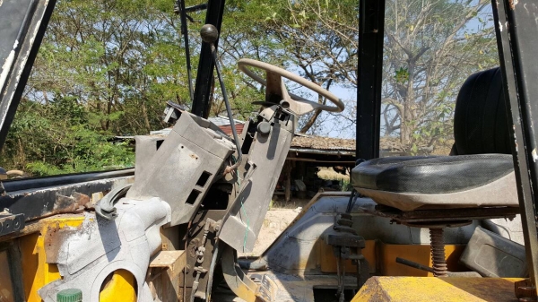 ขาย รถตักหน้าขุดหลัง JCB CX3 เพลาเดียว รถใช้งานอยู่เป็นประจำ เครื่องดี ปั้มดี เอกสารใบซื้อขาย