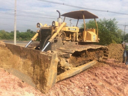 ขาย795,000รถแทรคเตอร์ CAT D 5 Bตีนเป็ด เครื่องดีเกีนร์แรงรถสวยพร้อมใช้ 090-772-3710 090-772-3708