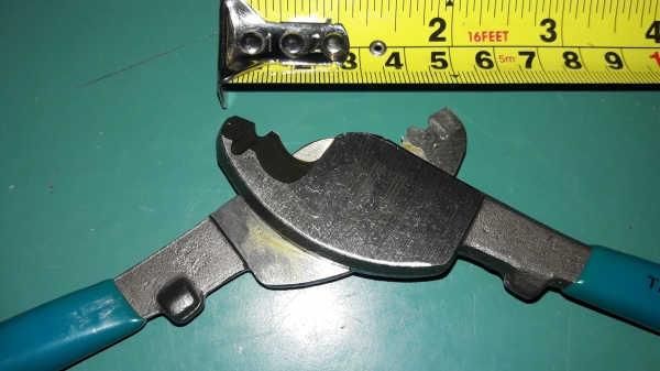 ขายคีมตัดขนาด8นิ้ว คีมตัดควั่นสายไฟ TAPARIA Made in India. ขายคีมตัดขนาด8นิ้ว คีมตัดควั่นสายไฟ TAPARIA Made in India.