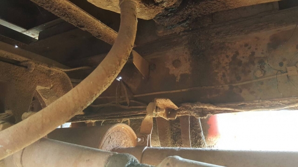 ขาย 6 ล้อ หัวยาวดั้ม คัสซีสวยตลอดเส้น เครื่อง EH700 168 แรงม้า เกียร์ HO คลัช 14 นิ้ว เฟืองท้าย FUSO 10 ตัน พวงมาลัยพาวเวอร์ ทะเบียนพร้อมโอนครับ ขาย 6 ล้อ หัวยาวดั้ม คัสซีสวยตลอดเส้น เครื่อง EH700 168 แรงม้า เกียร์ HO คลัช 14 นิ้ว เฟืองท้าย FUSO 10 ตัน พวงมาลัยพาวเวอร์ ทะเบียนพร้อมโอนครับ