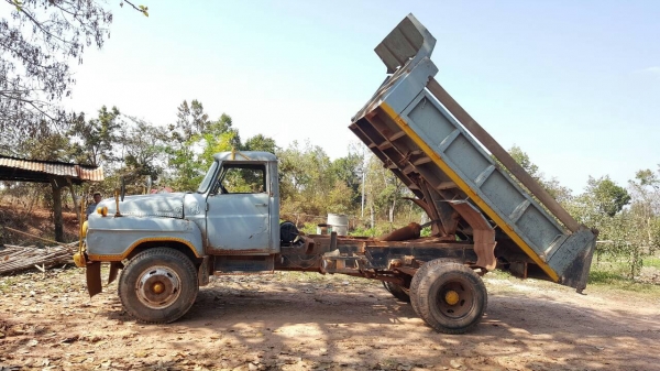 ขาย 6 ล้อ หัวยาวดั้ม คัสซีสวยตลอดเส้น เครื่อง EH700 168 แรงม้า เกียร์ร็อคกี้ เฟืองท้ายใหญ่จัมโบ้ คานหน้าใหญ่ พวงมาลัยพาวเวอร์ ยางใหม่ทั้ง 6 เส้น ทะเบียนพร้อมโอน ขาย 6 ล้อ หัวยาวดั้ม คัสซีสวยตลอดเส้น เครื่อง EH700 168 แรงม้า เกียร์ร็อคกี้ เฟืองท้ายใหญ่จัมโบ้ คานหน้าใหญ่ พวงมาลัยพาวเวอร์ ยางใหม่ทั้ง 6 เส้น ทะเบียนพร้อมโอน