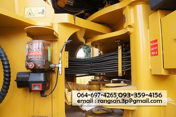 ขายรถตักล้อยางใหม่ XCMG รุ่น LW880K บุ้งกี๋ 5 คิว