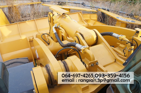 ขายรถตักล้อยางใหม่ XCMG รุ่น LW880K บุ้งกี๋ 5 คิว