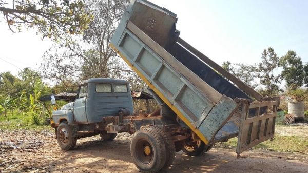 ขาย 6 ล้อ หัวยาวดั้ม คัสซีสวยตลอดเส้น เครื่อง EH700 168 แรงม้า เกียร์ร็อคกี้ เฟืองท้ายใหญ่จัมโบ้ คานหน้าใหญ่ พวงมาลัยพาวเวอร์ ยางใหม่ทั้ง 6 เส้น ทะเบียนพร้อมโอน ขาย 6 ล้อ หัวยาวดั้ม คัสซีสวยตลอดเส้น เครื่อง EH700 168 แรงม้า เกียร์ร็อคกี้ เฟืองท้ายใหญ่จัมโบ้ คานหน้าใหญ่ พวงมาลัยพาวเวอร์ ยางใหม่ทั้ง 6 เส้น ทะเบียนพร้อมโอน