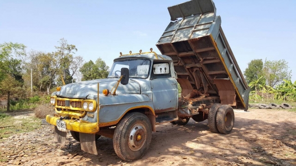 ขาย 6 ล้อ หัวยาวดั้ม คัสซีสวยตลอดเส้น เครื่อง EH700 168 แรงม้า เกียร์ร็อคกี้ เฟืองท้ายใหญ่จัมโบ้ คานหน้าใหญ่ พวงมาลัยพาวเวอร์ ยางใหม่ทั้ง 6 เส้น ทะเบียนพร้อมโอน ขาย 6 ล้อ หัวยาวดั้ม คัสซีสวยตลอดเส้น เครื่อง EH700 168 แรงม้า เกียร์ร็อคกี้ เฟืองท้ายใหญ่จัมโบ้ คานหน้าใหญ่ พวงมาลัยพาวเวอร์ ยางใหม่ทั้ง 6 เส้น ทะเบียนพร้อมโอน