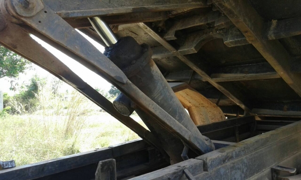 ขาย 6 ล้อดั้ม ISUZU JCM เครื่อง 6BB1 145 แรงม้า คัสซีสวยตลอดเส้น เฟืองท้ายใหญ่ พวงมาลัยพาวเวอร์ แอร์เย็น เล่มทะเบียนพร้อม ขาย 6 ล้อดั้ม ISUZU JCM เครื่อง 6BB1 145 แรงม้า คัสซีสวยตลอดเส้น เฟืองท้ายใหญ่ พวงมาลัยพาวเวอร์ แอร์เย็น เล่มทะเบียนพร้อม