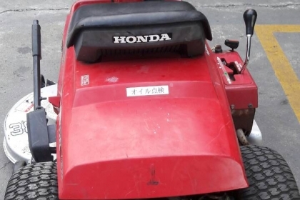 ขาย รถตัดหญ้านั่งขับ Honda 3013 2ใบตัด เก่าญี่ปุ่น ราคา 52,000 ขาย รถตัดหญ้านั่งขับ Honda 3013 2ใบตัด เก่าญี่ปุ่น ราคา 52,000