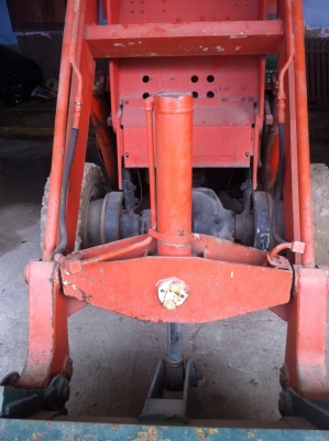 รถตัก 1 คิว เดิมๆ รถตัก 1 คิว เดิมๆ