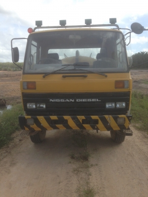 6ล้อรถน้ำ...180แรง NISSAN UD CPA87G-00827 ปี2544(2536)...รถสภาพดี พร้อมใช้...