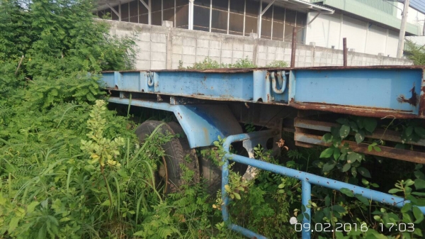 (มี5หางขายเหมา)หางพื้นเรียบยาว12ม.2คาน..เล่มพร้อม4หาง สภาพดีใช้ได้ สีไม่สวย แค่จอดไว้..ขายเหมา 600000.