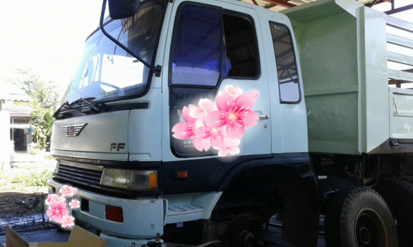 ขายรถบรรทุก 6 ล้อดัมพ์ HINO FF195 แรงม้า ราคา 630000