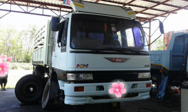 ขายรถบรรทุก 6 ล้อดัมพ์ HINO FF195 แรงม้า ราคา 630000