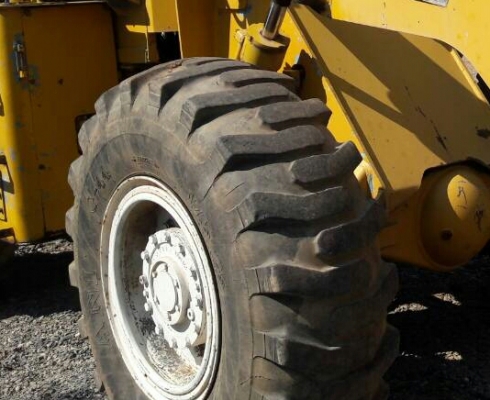 ขาย รถตัก KAWASAKi 175 โบว์ สภาพดีสวยพร้อมใช้ ราคาเบาๆ 455,000บ มีใบซื้อขาย ไม่มีเล่ม