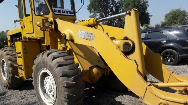 ขาย รถตัก KAWASAKi 175 โบว์ สภาพดีสวยพร้อมใช้ ราคาเบาๆ 455,000บ มีใบซื้อขาย ไม่มีเล่ม