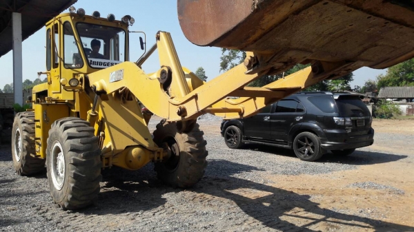 ขาย รถตัก KAWASAKi 175 โบว์ สภาพดีสวยพร้อมใช้ ราคาเบาๆ 455,000บ มีใบซื้อขาย ไม่มีเล่ม