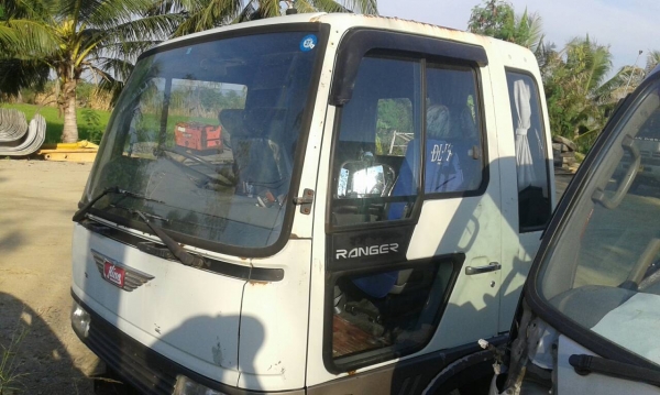 ขายหัวเก๋งรุ่น สิงห์ไฮเทค 6 ล้อใหญ่ 10 ล้อ