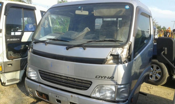 ขายหัวเก๋ง 6 ล้อกลาง TOYOTA คูโท่