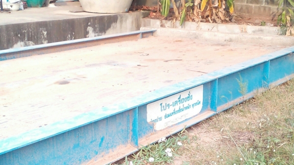 ลดอีก 1 หมื่นครับ คนจองไม่มาเอา  ขายเหมาเลิกกิจการ  ครับพี่น้อง  2 รายการ รถตักล้อยาง เครื่องชั่งคอมพื้นเหล็ก