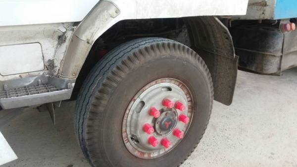 รถมิตซู 10 ล้อ รั้ว ( ไม่ดั้ม ) FN527M - TD / เปลื่ยนเครื่อง 230 แรงม้า.    สนใจติดต่อ  081 - 6079515