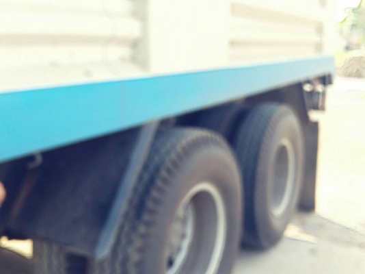 รถมิตซู 10 ล้อ รั้ว ( ไม่ดั้ม ) FN527M - TD / เปลื่ยนเครื่อง 230 แรงม้า.    สนใจติดต่อ  081 - 6079515