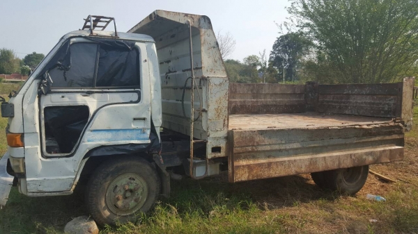 รถบรรทุกดั้ม อีซุkS 22 เครื่อง4BE1 เพาเวอร์ เครื่องดี คัซซีสวยภาษีไม่ขาด เอกสารครบ เล่มทะเบียนโอน