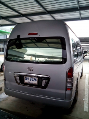 ขายรถตู้ TOYOTA ปี 55 ออกศูนย์