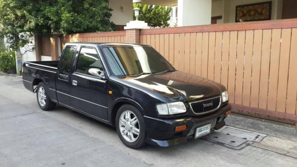 ขาย อีซูซุ ดราก้อน ปี2002 พาวเวอ ไฟฟ้า ราคา159000 สนใจโทร 0805669540 - 0866668500