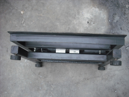 ฐานเครื่องชั่งน้ำหนักพร้อม LOAD CELL 500 KG. ฐานเครื่องชั่งน้ำหนักพร้อม LOAD CELL 500 KG.