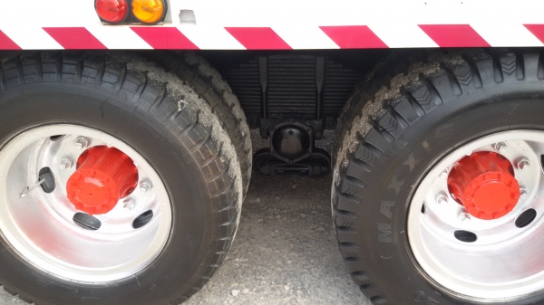 ขายรถ 10 ล้อฮีโน่เทรเลอร์ เครื่องดีคัชชีสวย. เพลาเดียว. พรอ้มใช้งาน