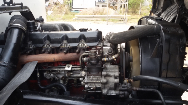 ขายรถ 10 ล้อฮีโน่เทรเลอร์ เครื่องดีคัชชีสวย. เพลาเดียว. พรอ้มใช้งาน