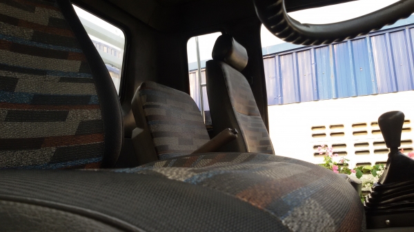 ขายรถ 10 ล้อฮีโน่เทรเลอร์ เครื่องดีคัชชีสวย. เพลาเดียว. พรอ้มใช้งาน