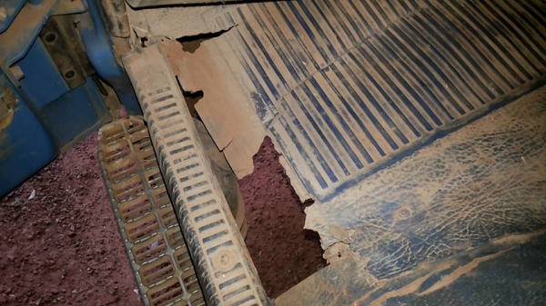 **360,000 บ.ต่อรอง/// 6ล้อบรรทุก ISUZU NPR-115 Turbo ประกอบ ช่วงล่างใหญ่ Fหน้า-หลัง กระบะคอกไม้เกษตรสูง สภาพพร้อมลุย **ขาย ISUZU NPR-115 เทอโบ รถประกอบ 6ล้อบรรทุก ช่วงล่างใหญ่ คอกไม้สูง พร้อมลุย เล่มทะเบียน ครับ ISUZU NPR59L 4BD1-Turbo เกียร์สั้น ประกอบปี