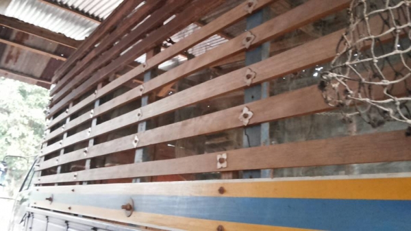 **360,000 บ.ต่อรอง/// 6ล้อบรรทุก ISUZU NPR-115 Turbo ประกอบ ช่วงล่างใหญ่ Fหน้า-หลัง กระบะคอกไม้เกษตรสูง สภาพพร้อมลุย **ขาย ISUZU NPR-115 เทอโบ รถประกอบ 6ล้อบรรทุก ช่วงล่างใหญ่ คอกไม้สูง พร้อมลุย เล่มทะเบียน ครับ ISUZU NPR59L 4BD1-Turbo เกียร์สั้น ประกอบปี