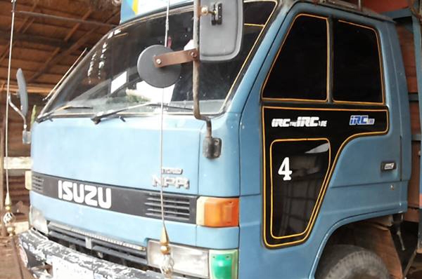 **360,000 บ.ต่อรอง/// 6ล้อบรรทุก ISUZU NPR-115 Turbo ประกอบ ช่วงล่างใหญ่ Fหน้า-หลัง กระบะคอกไม้เกษตรสูง สภาพพร้อมลุย **ขาย ISUZU NPR-115 เทอโบ รถประกอบ 6ล้อบรรทุก ช่วงล่างใหญ่ คอกไม้สูง พร้อมลุย เล่มทะเบียน ครับ ISUZU NPR59L 4BD1-Turbo เกียร์สั้น ประกอบปี