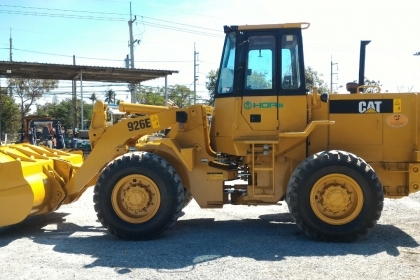CAT 926E ญี่ปุ่นแท้ พร้อมใช้ ราคาถูก โทร.090-986-2521 อ๊อบ