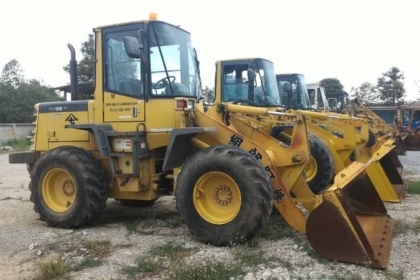 KOMATSU WA 100-3 ญี่ปุ่นแท้ สภาพเดิมๆ ไม่บิ้ว สวยงามมาก พร้อมใช้งาน โทร.090-986-2521 อ๊อบ