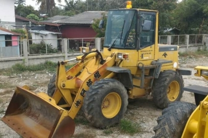 KOMATSU WA 100-3 ญี่ปุ่นแท้ สภาพเดิมๆ ไม่บิ้ว สวยงามมาก พร้อมใช้งาน โทร.090-986-2521 อ๊อบ