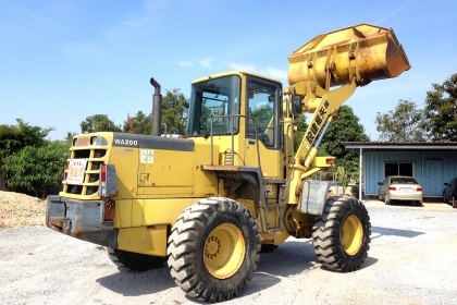 KOMATSU WA200-3 นำเข้าจากญี่ปุ่น โทร.090-986-2521 อ๊อบ