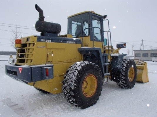 รถตักยอดนิยม KOMATSU WA 300-3 รถตักหิมะจากญี่ปุ่น ไม่ช้ำเลย เดิมๆ สวยมาก ใครหารุ่นนี้อยู่ไม่มีผิดหวัง โทร.090-986-2521 อ๊อบ รถตักยอดนิยม KOMATSU WA 300-3 รถตักหิมะจากญี่ปุ่น ไม่ช้ำเลย เดิมๆ สวยมาก ใครหารุ่นนี้อยู่ไม่มีผิดหวัง โทร.090-986-2521 อ๊อบ