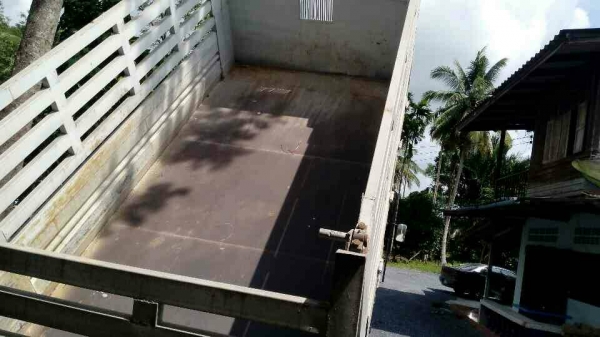 6ล้อมิตซู 150 แรงม้า ยาง9.00  พร้อมใช้งาน เล่มติดมือ....