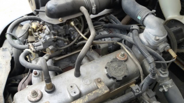 รถยกTOYOTA 6FG15 เครื่องเบนซิน 5k เสาสูง 3 เมตร ยกได้ 1.5 ตัน  เกียร์ธรรมดา  รถนำเข้า สนใจติดต่อ 089-7949488