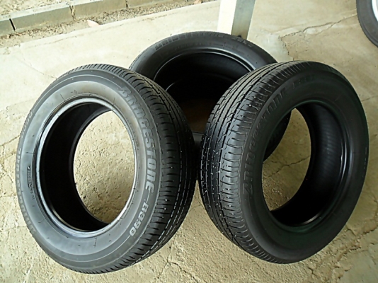 ยางขอบ15  บริดสโตน195-65-R15 ลงพื้นปลายปี14 (4เส้น2,600)