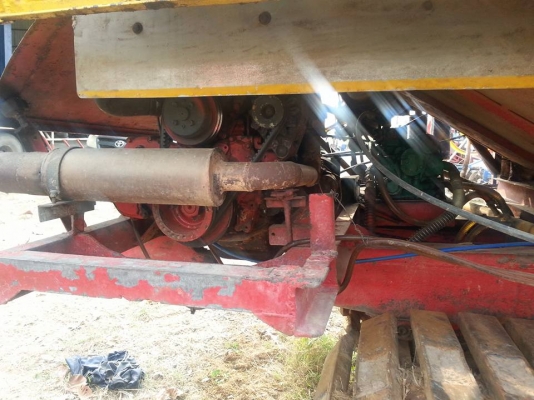 ขายรถเกี่ยวข้าว ไทยเส๊ง มือสอง ราคาถูก โหเฮงแทรคเตอร์ สุรินทร์