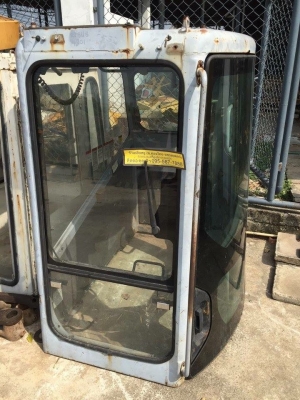 หัวเก๋ง komatsu pc228us ของเก่านอกญี่ปุ่น ราคา 70,000(ราคาคุยได้)