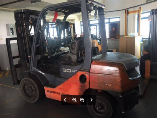 ขาย Used Forklift Toyota 8FD30 ดีเซล เสาเข้าตู้ Full Free 4.3 เมตร ติดงาสไลด์ นำเข้า