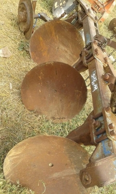 หางสามใบ 26 นิ้ว  cmt