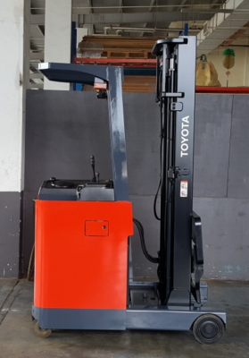 ขายรถ Used Forklift Toyota FB15 ไฟฟ้ายืนขับ 1.5 ตัน เสา 4 เมตร นำเข้า สภาพดียอดเยี่ยม