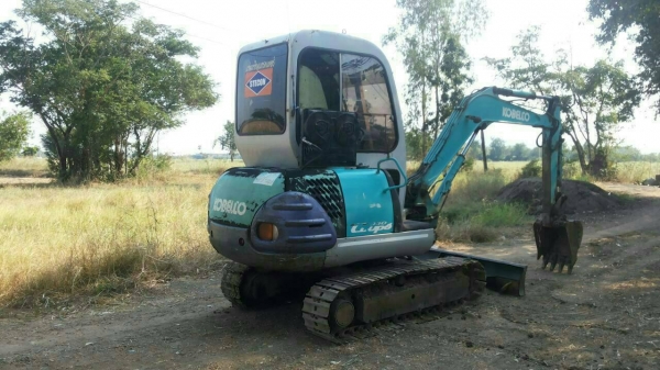 ขาย 350,000รถแบคโฮ KOBELCO sk 030หัวเก๋งแอร์เย็นรถสวยพร้อมใช้ 090-772-3710 090-772-3708