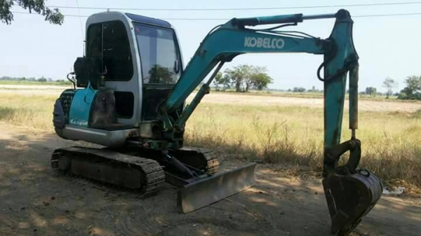 ขาย 350,000รถแบคโฮ KOBELCO sk 030หัวเก๋งแอร์เย็นรถสวยพร้อมใช้ 090-772-3710 090-772-3708